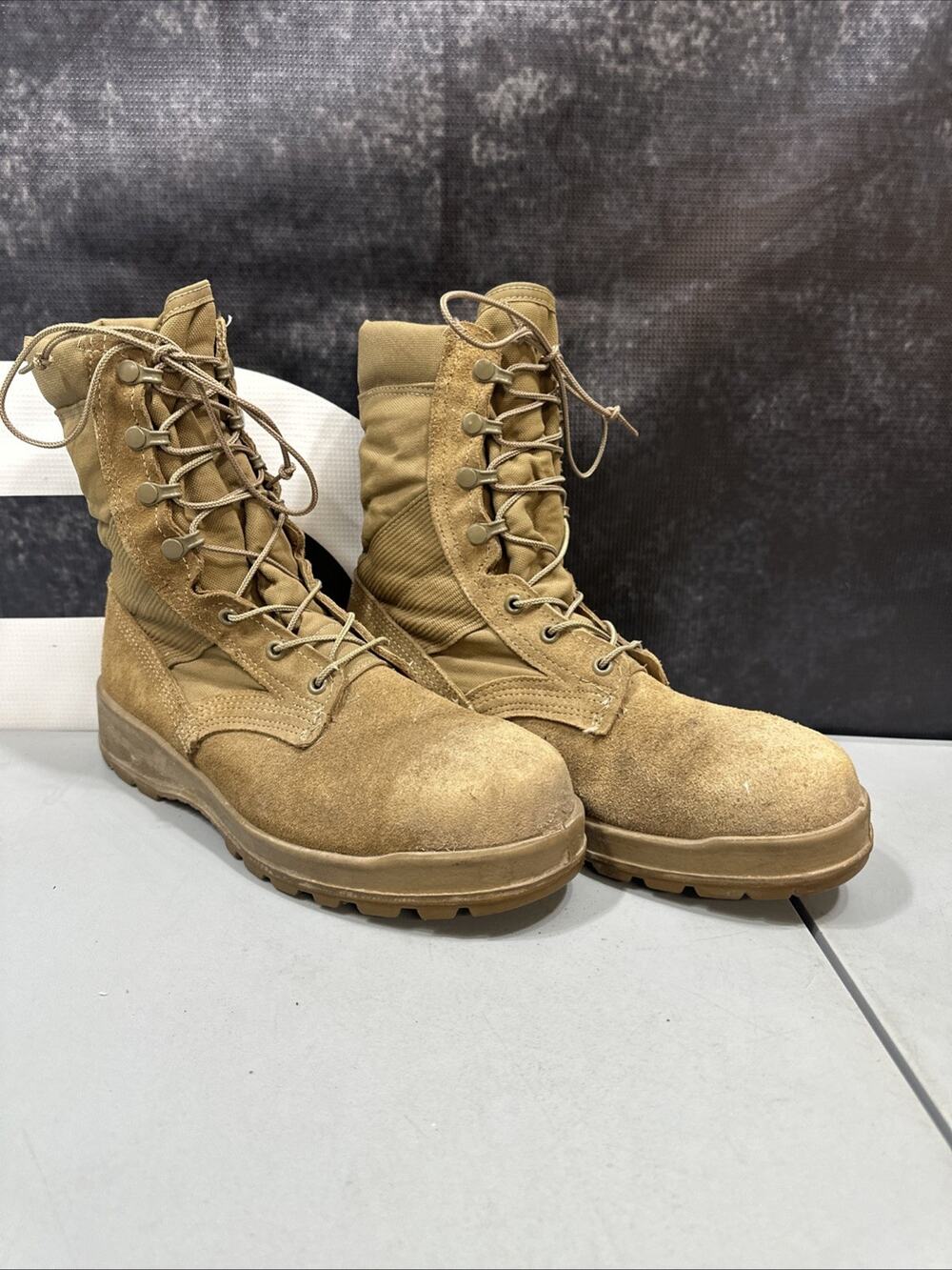 Belleville ASTM F 2413-18 Men's 10.5 W Desert Combat Boots Vibram Tan Coyote USA